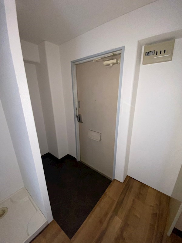 who&amp;#39;s who　AP　さぎす 玄関