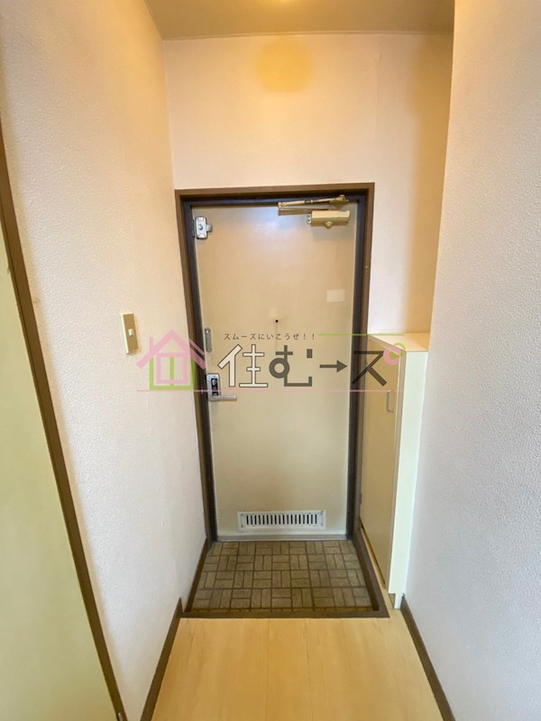 ピュアライフ福町 玄関