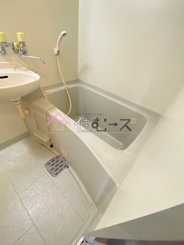 ヴィルヌーブ 風呂画像