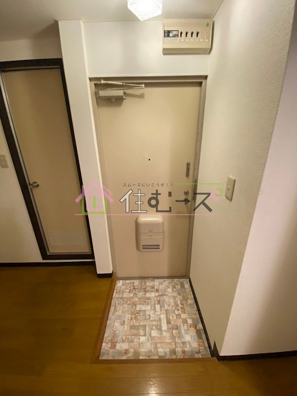ショーエハイツ 玄関