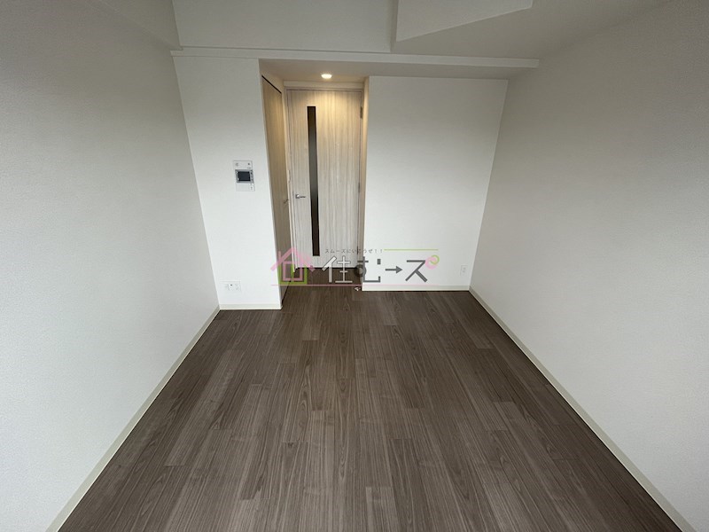 スプランディッド新大阪WEST リビング