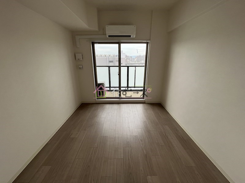 スプランディッド新大阪WEST ベッドルーム