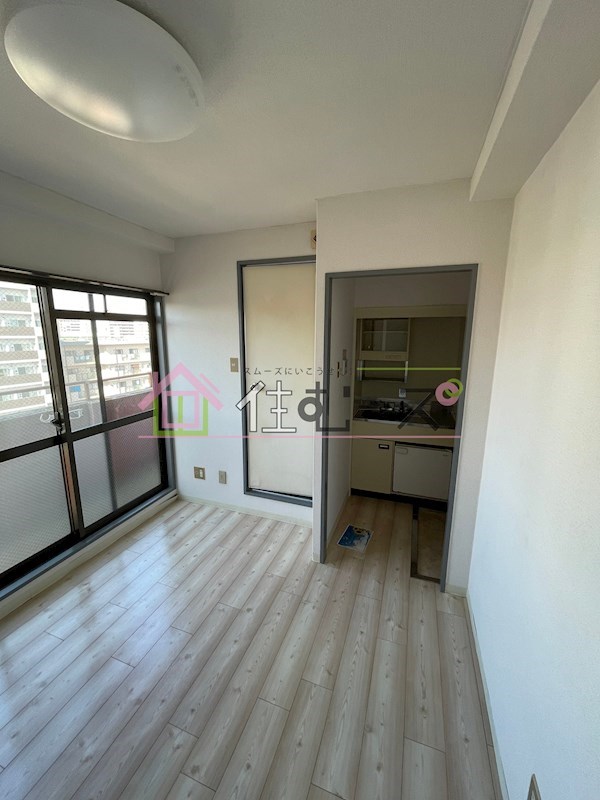 エスティライフ姫島公園 リビング