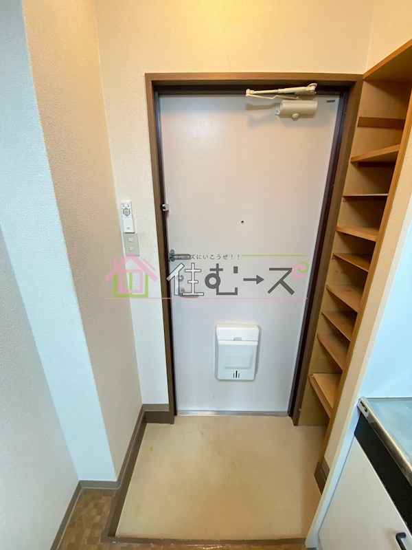 ハッピーパール 玄関