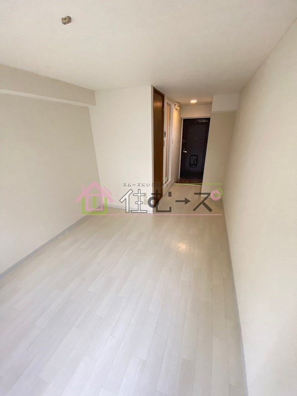 上新ビル7 リビング