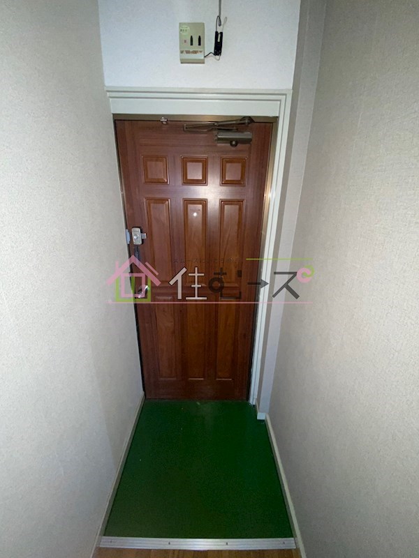 ナチュラル遠里小野 玄関