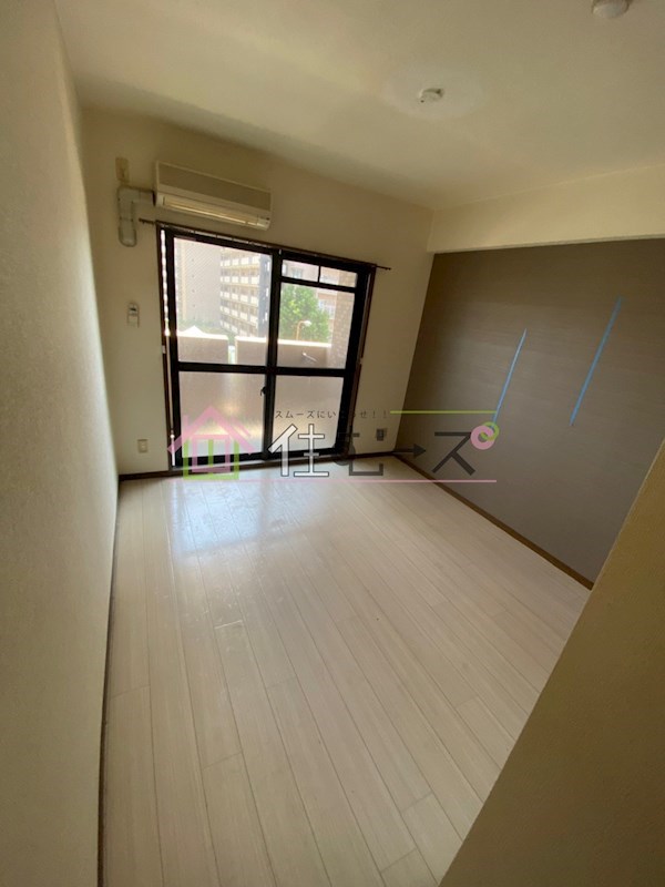 サムティ三国本町レジデンス ベッドルーム