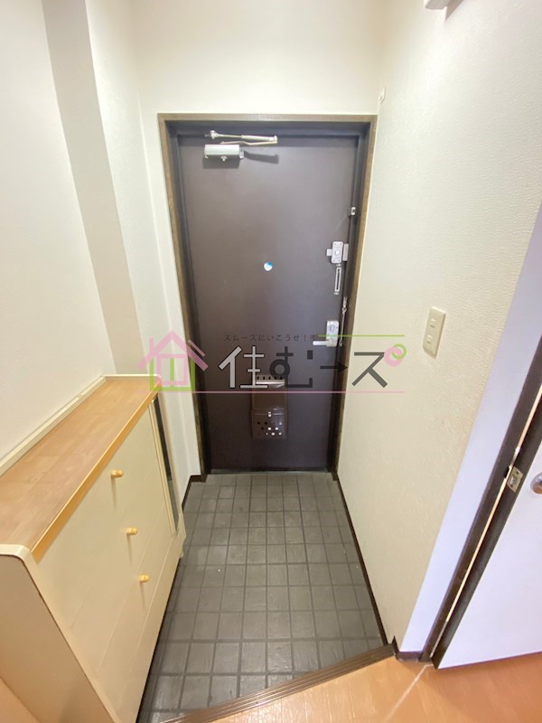 コンフォール長吉 玄関