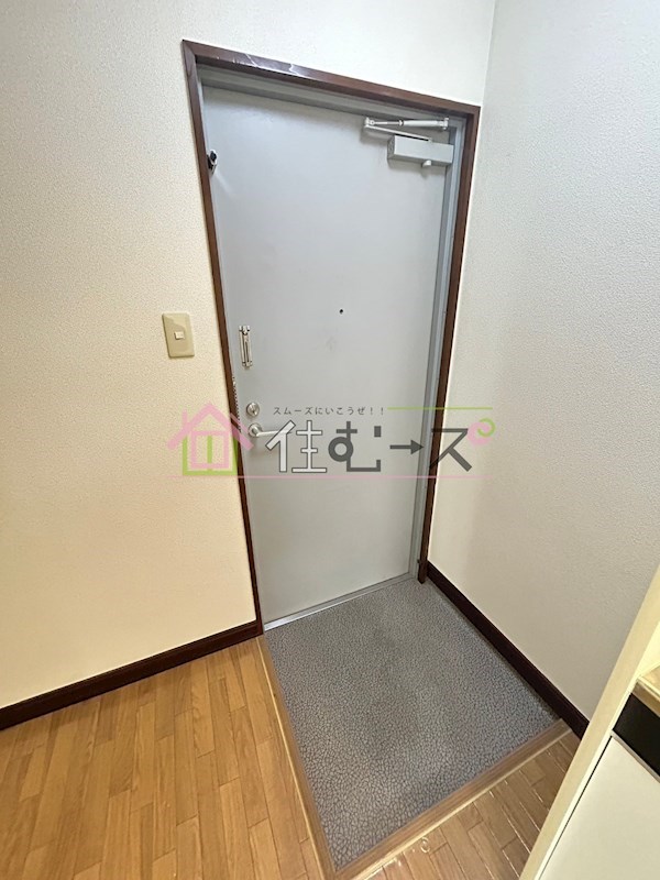 コーポ泰山 玄関