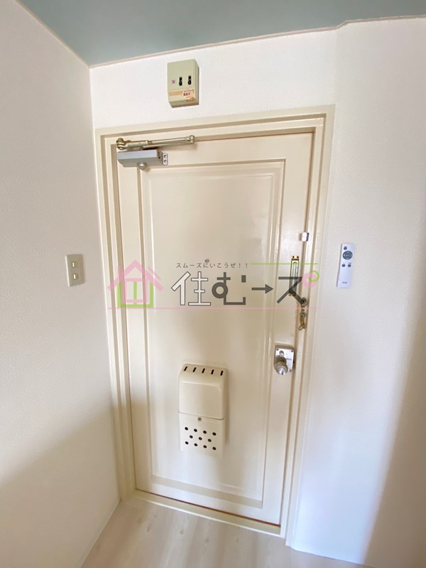 ラパンジール都島 玄関