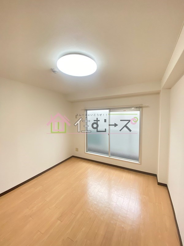 シャトー小路Ⅰ ベッドルーム