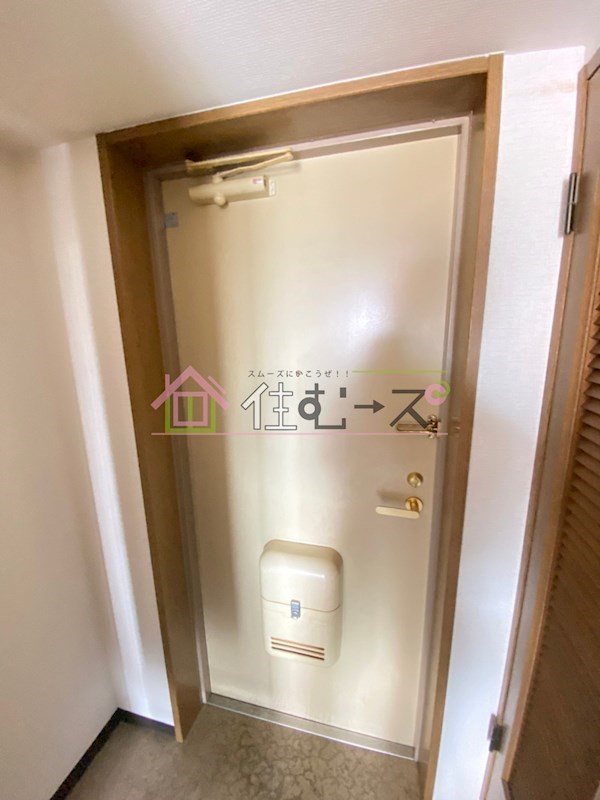 ライオンズマンション今里第3壱番館 玄関