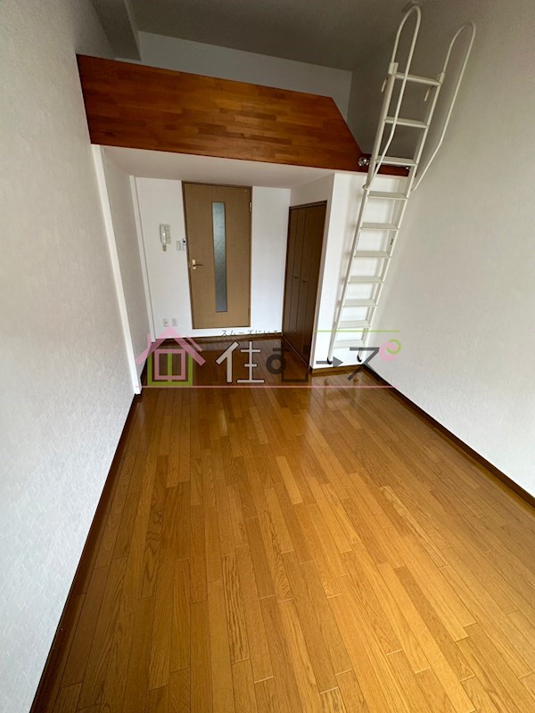 レスポワル新町 リビング