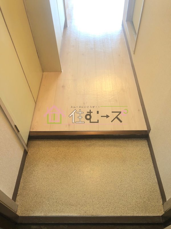 グランシャトー橘 玄関