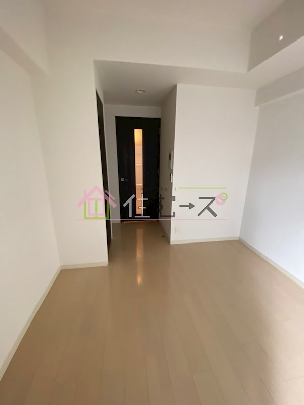 エステムコート難波WESTSIDEⅢドームシティ  リビング