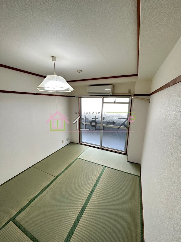 グランドハイツカワハラ ベッドルーム