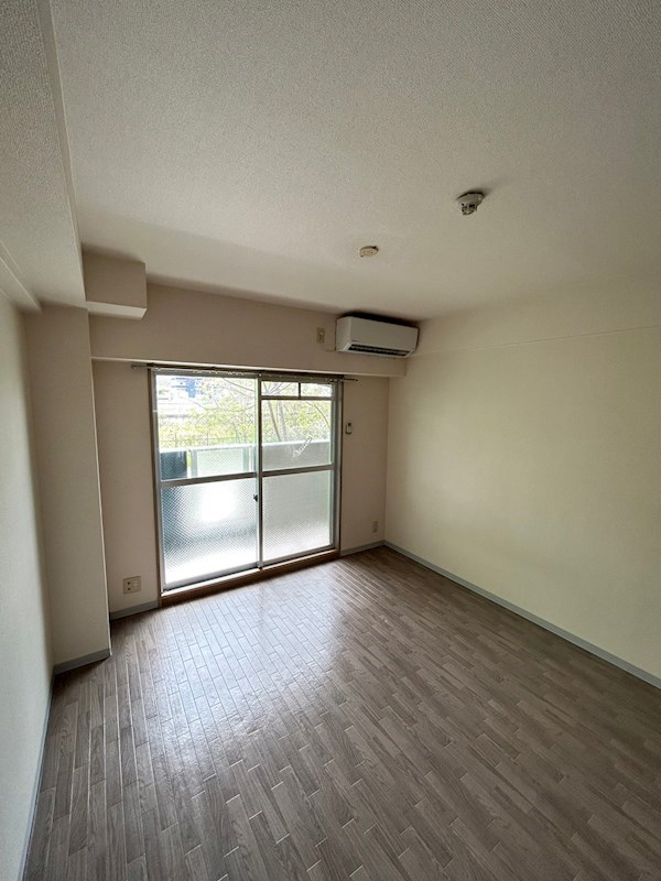 Art21  ベッドルーム