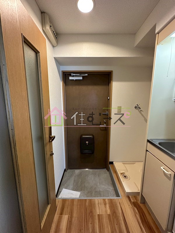 ライズ芦原橋 玄関