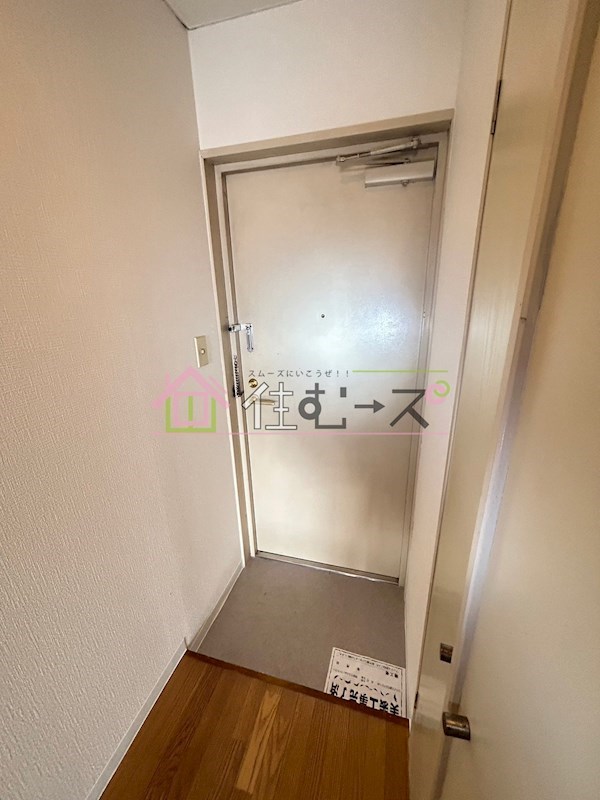 メゾンドール秋桜 玄関