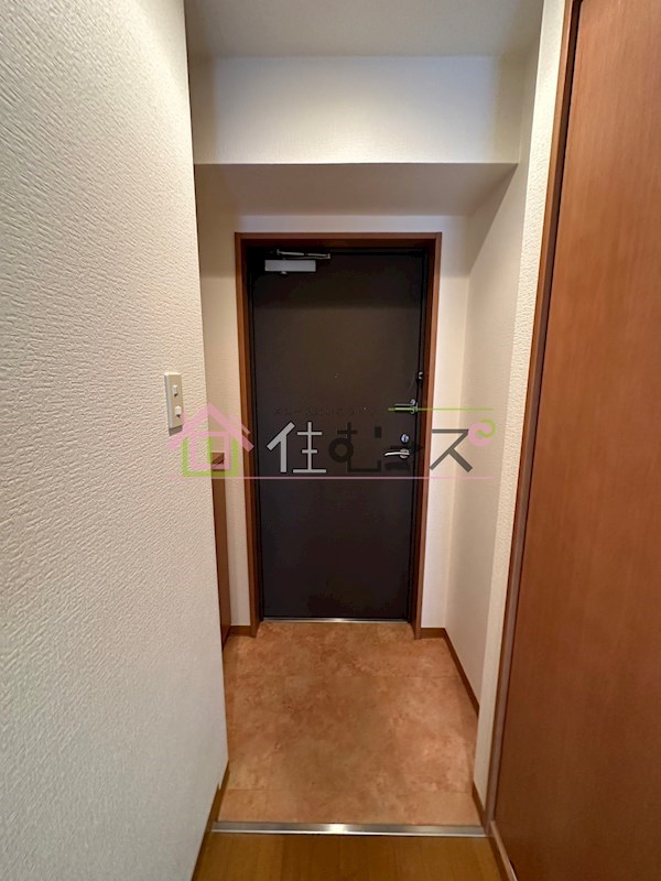 Rainbow　Court立売堀 玄関