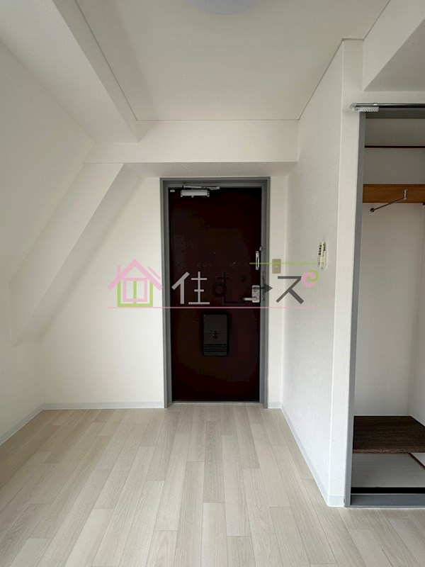 ジオナ本田 玄関