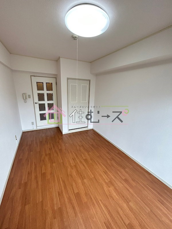 ノルデンハイム淡路 リビング