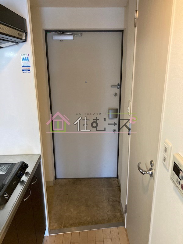 エステムプラザ難波WESTリバークロス 玄関