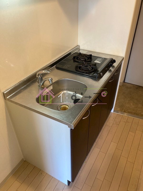 エステムプラザ難波WESTリバークロス キッチン