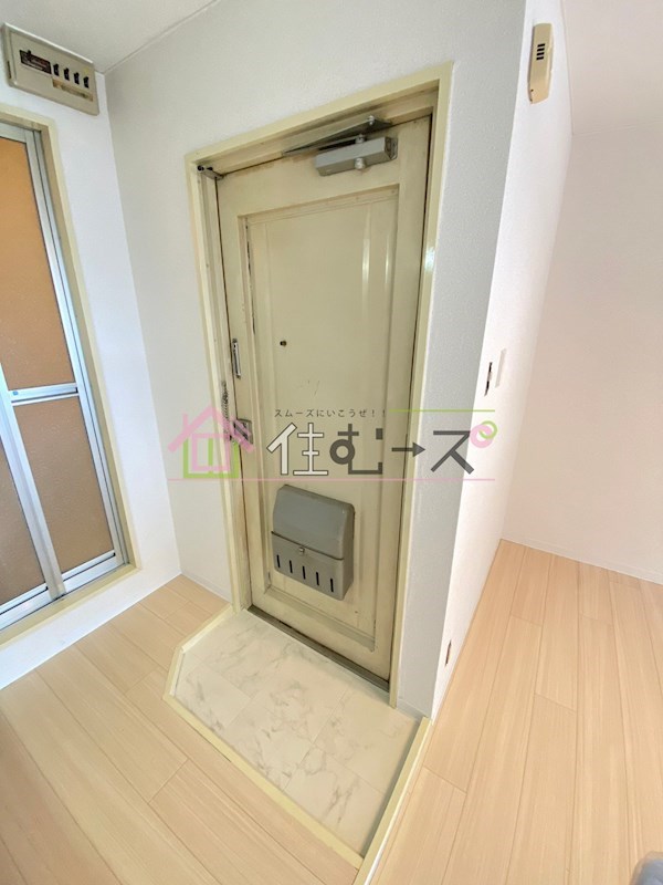 アールユーアイ21 玄関