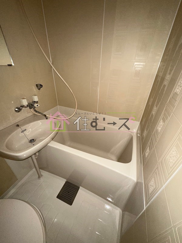 大宝　谷六ロイヤルハイツ 風呂画像
