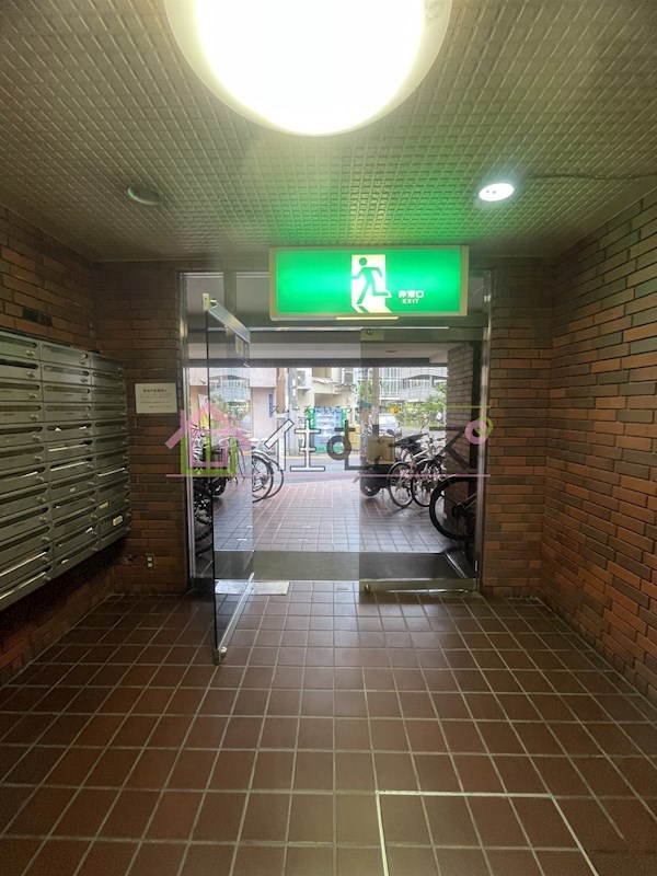 大手前ハイツ ロビー