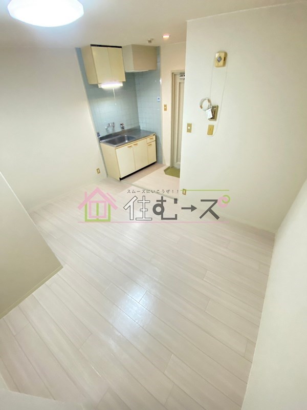 アールユーアイ21 リビング