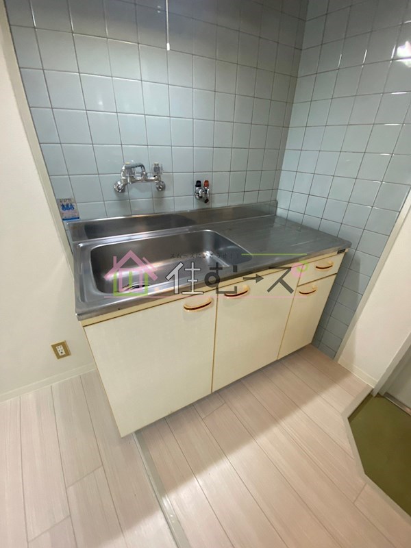 アールユーアイ21 キッチン