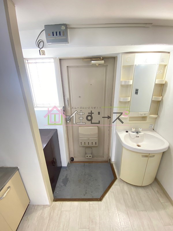 エムテック北島テラス 玄関