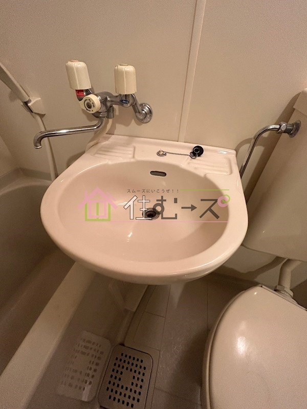 エスリード新大阪 洗面所