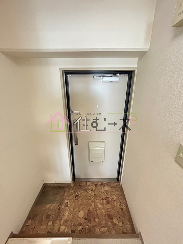 シャンボール第3新大阪 玄関