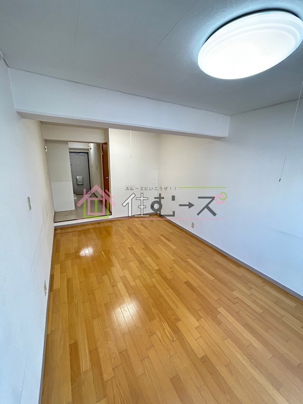 シャンボール第3新大阪 リビング