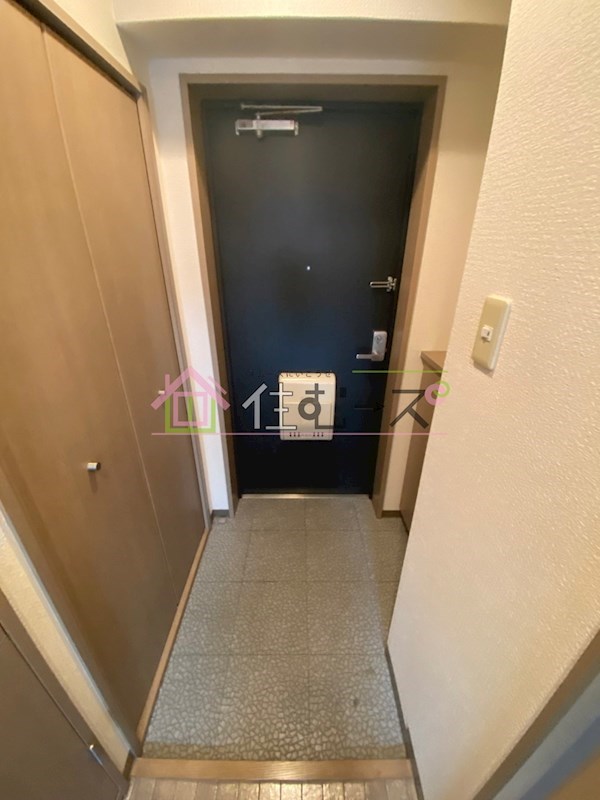 アスルシエロ苅田 玄関