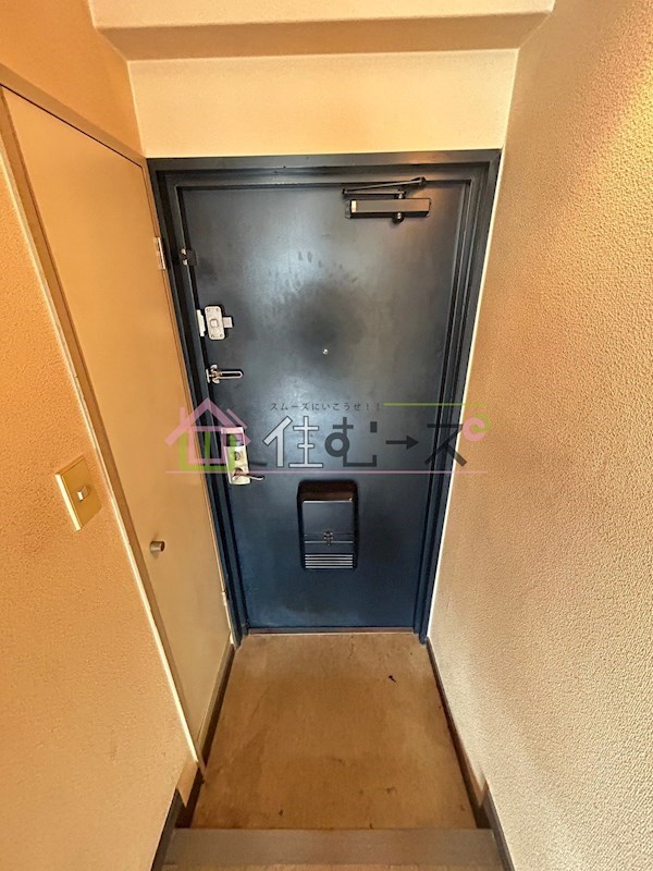 ファースト東中島  玄関