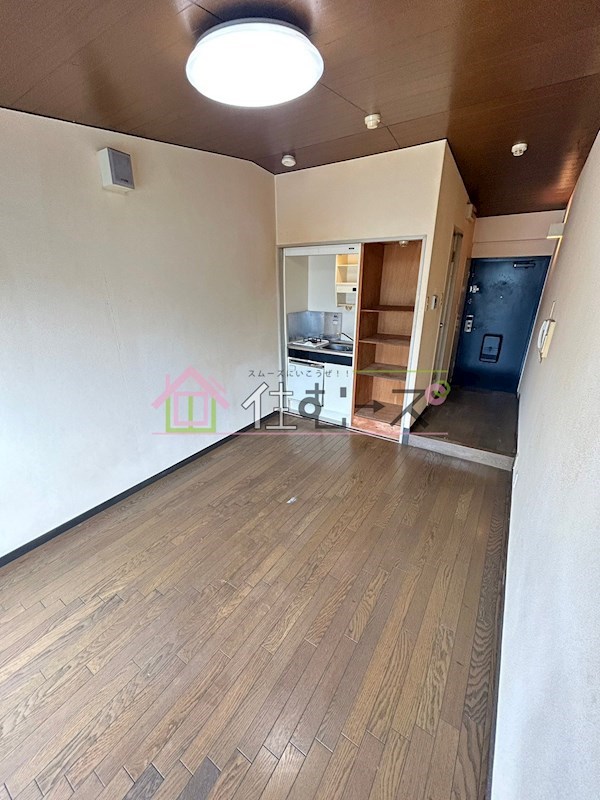 ファースト東中島  リビング