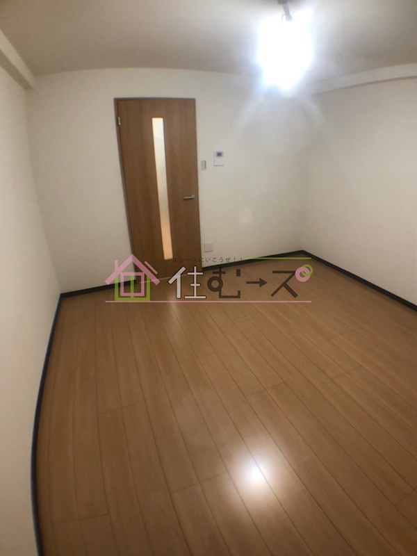 ルミエール九条 リビング