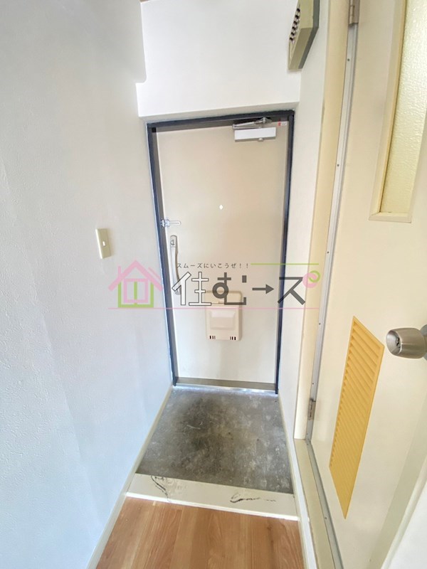 フルーレ第2新大阪  玄関