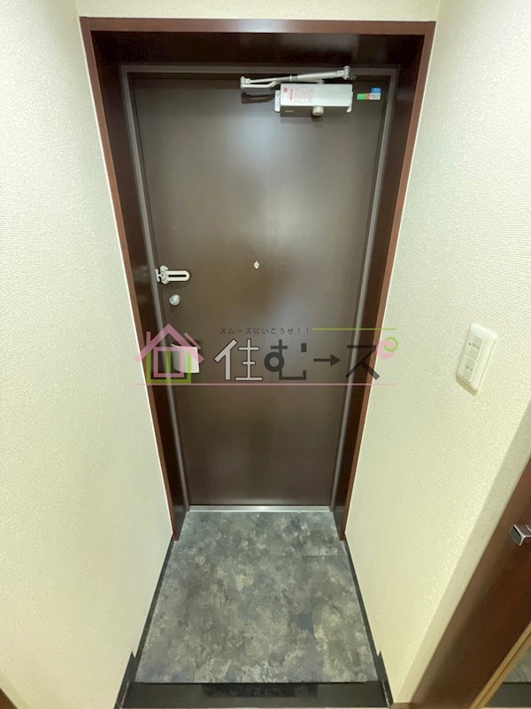 グランシス難波西 玄関