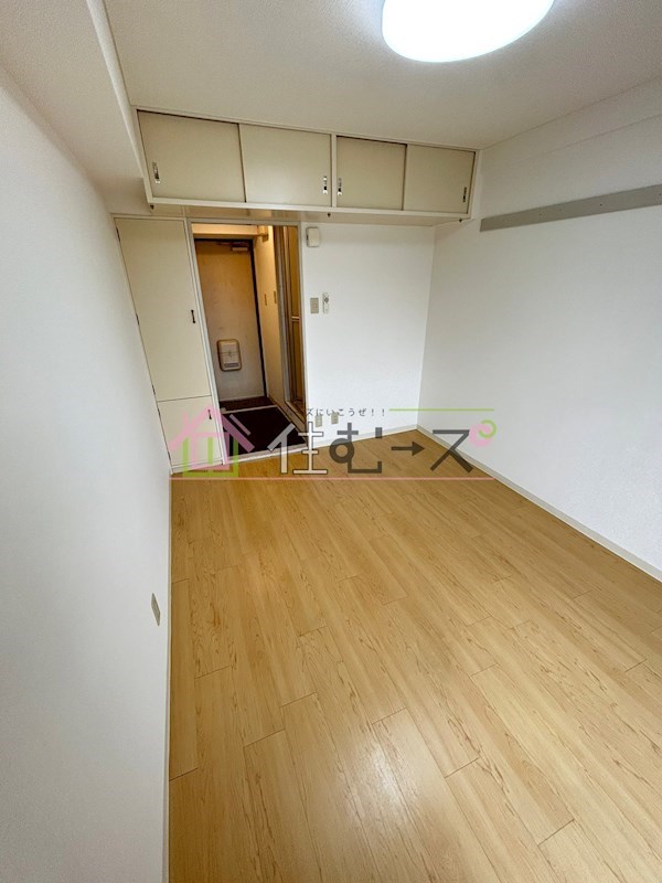 インク・エイト リビング