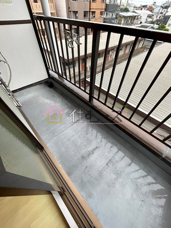 インク・エイト ベランダ