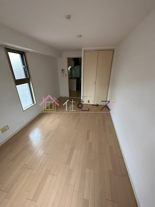 オリエンタル上町 リビング