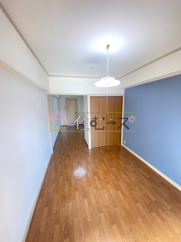 島ビル リビング