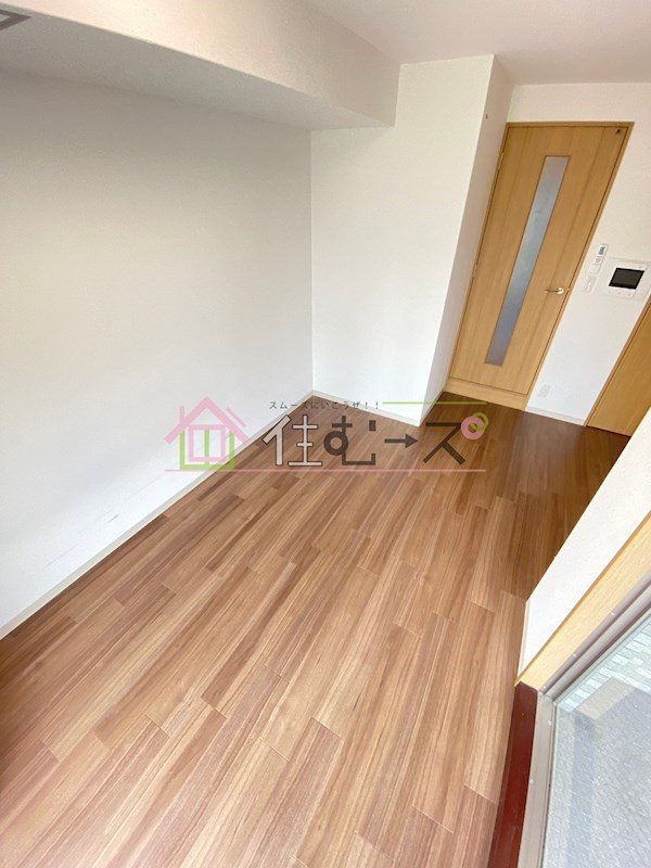 エスリード東天満第2 リビング