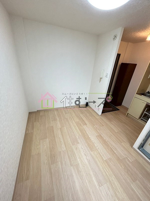 栄ビル二号棟 リビング