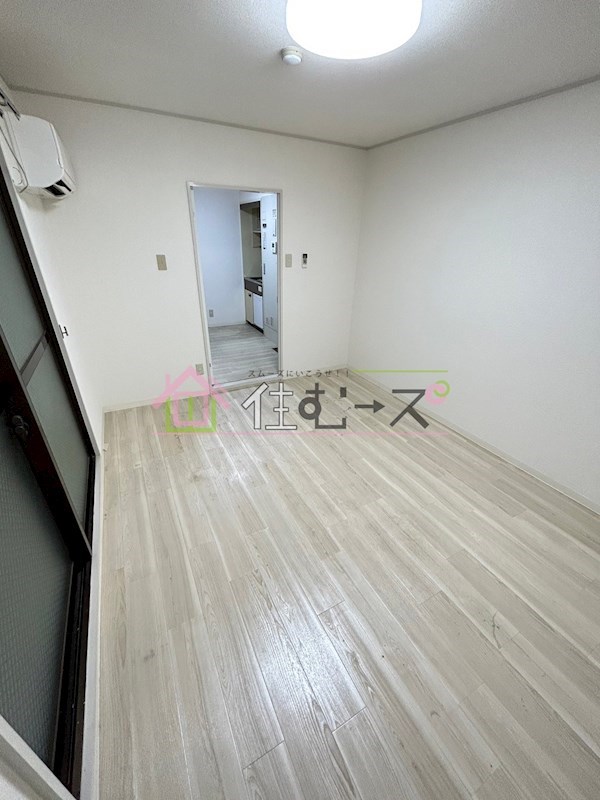 ロイヤル加美北 リビング